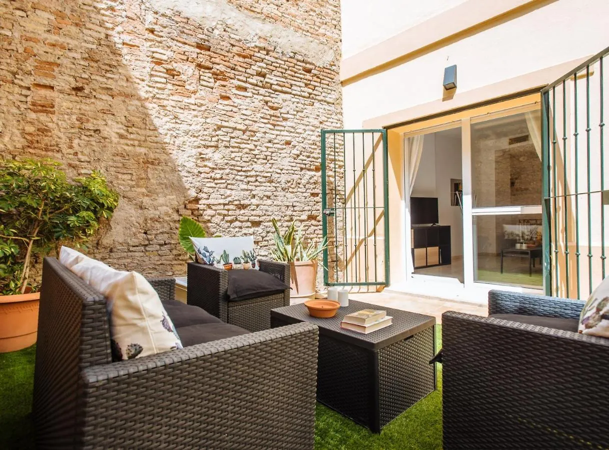 Sol Suite Apartment With Garden Sevilla