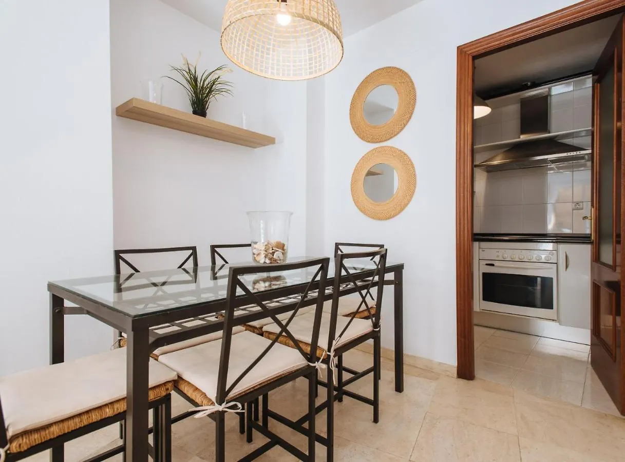Sol Suite Apartment With Garden 세비야 스페인
